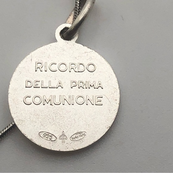 Vtg Sterling Silver Ricordo Della Prima Comunion Coin Pendant w Chain 15” & .7” - Picture 4 of 8